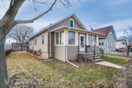 West_Blair_Street_West_Chicago_IL_usa_60185_daare_real_estate_e_bedroom_house_for_sale_advertise_list_sell_buy_rent_property_online_vizway (21)